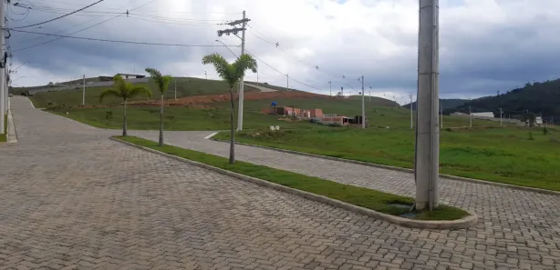 Loja / Salão / Ponto Comercial à venda, 1086m² no São Pedro, Juiz de Fora
