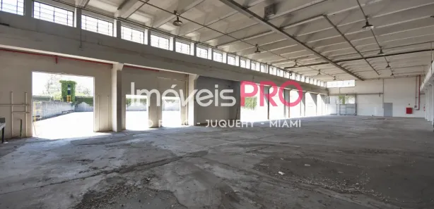 Prédio Inteiro para alugar, 259m² no Jaguaré, São Paulo
