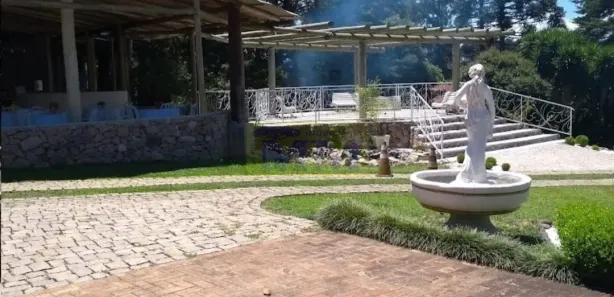 Fazenda / Sítio / Chácara com 3 Quartos à venda, 1122m² no Jardim Karla, Pinhais