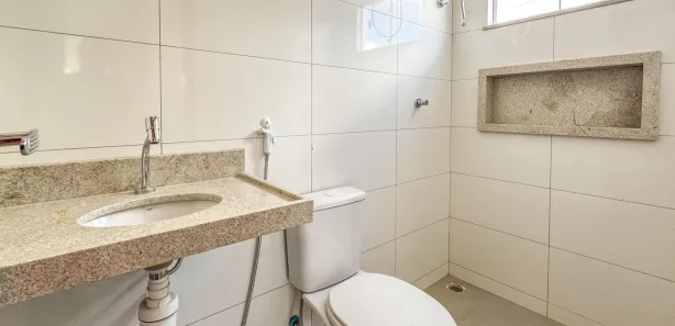 Casa de Condomínio com 3 Quartos à venda, 340m² no Vila do BEC, Timon