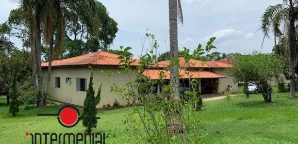 Fazenda / Sítio / Chácara com 6 Quartos à venda, 327m² no Jardim Valparaíso, Boituva