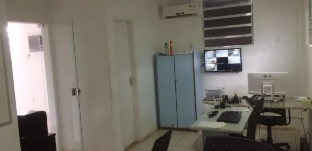 Galpão / Depósito / Armazém à venda, 5500m² no Centro, Simões Filho