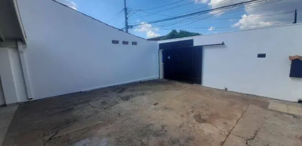 Casa com 2 Quartos para alugar, 70m² no Conjunto Habitacional dos Trabalhadores, Santa Bárbara D'Oeste