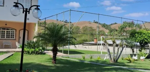 Fazenda / Sítio / Chácara com 3 Quartos à venda, 500m² no , Piraí