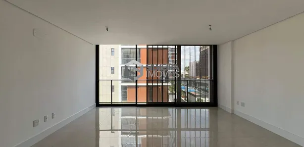 Apartamento com 4 Quartos à venda, 157m² no Zona Industrial, Brasília