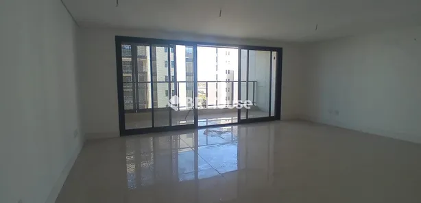 Apartamento com 4 Quartos à venda, 202m² no Zona Industrial, Brasília