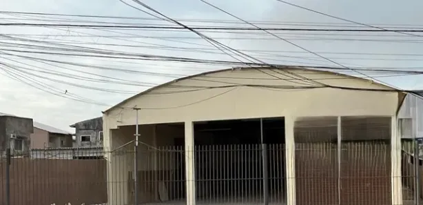 Galpão / Depósito / Armazém com 2 Quartos à venda, 420m² no Parque Califórnia, Campos dos Goytacazes