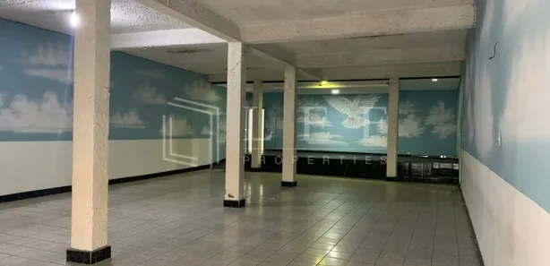 Casa Comercial para alugar, 259m² no Centro, Embu das Artes