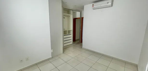 Apartamento com 3 Quartos para alugar, 114m² no Vila Edmundo, Taubaté