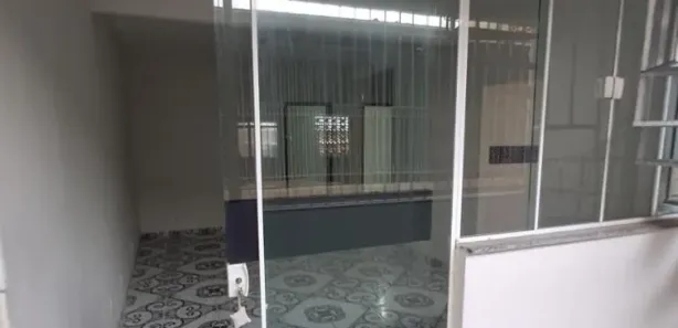 Casa com 2 Quartos para alugar, 100m² no Vila Guanabara, Duque de Caxias