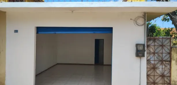 Loja / Salão / Ponto Comercial para alugar, 29m² no Aldeia, Santarém