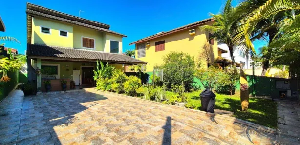 Casa de Condomínio com 4 Quartos para alugar, 210m² no Balneário Praia do Pernambuco, Guarujá