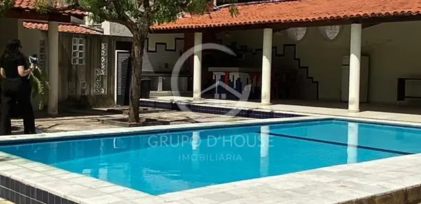 Sobrado com 5 Quartos à venda, 506m² no Cristo Rei, Teresina