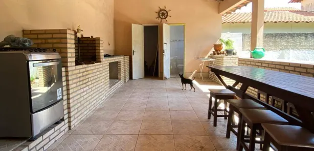Casa Comercial para venda ou aluguel, 267m² no Estação, São Pedro da Aldeia