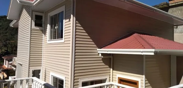 Casa com 2 Quartos à venda, 93m² no Castelanea, Petrópolis