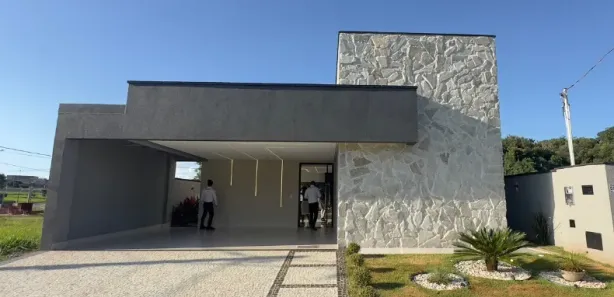 Casa com 3 Quartos à venda, 268m² no Rosa de Leiria Condomínio Horizontal, Goianira