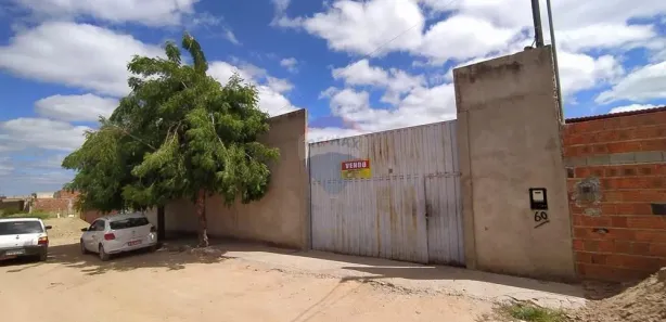 Galpão / Depósito / Armazém com 2 Quartos à venda, 140m² no Jardim São Paulo, Petrolina