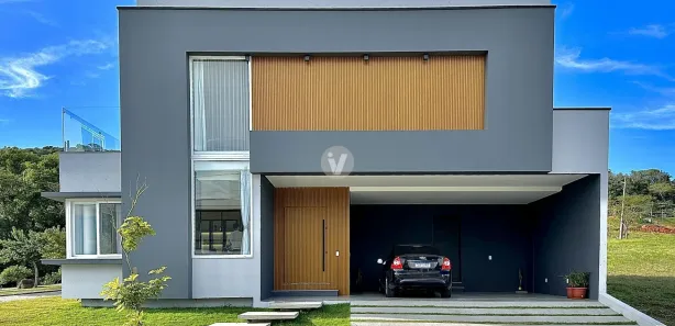 Casa de Condomínio com 3 Quartos à venda, 280m² no Tomazetti, Santa Maria