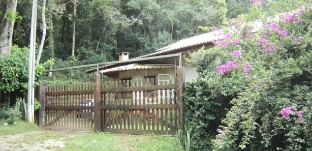 Casa de Condomínio com 4 Quartos à venda, 294m² no Parque dos Caetes, Embu das Artes