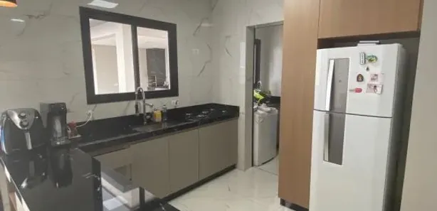 Sobrado com 3 Quartos à venda, 196m² no Jardins de Florença, Poços de Caldas