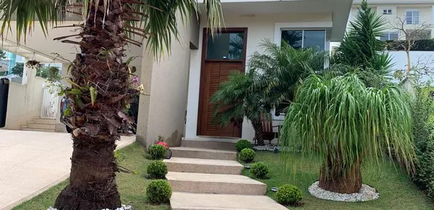 Casa de Condomínio com 3 Quartos para venda ou aluguel, 298m² no Jardim do Golf I, Jandira