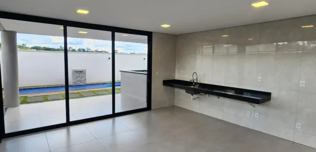 Casa de Condomínio com 3 Quartos à venda, 185m² no Jardins Nápoles, Senador Canedo