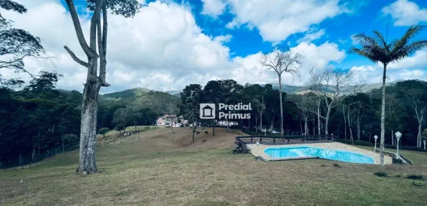 Fazenda / Sítio / Chácara com 5 Quartos à venda, 510m² no Chácara Paraíso, Nova Friburgo