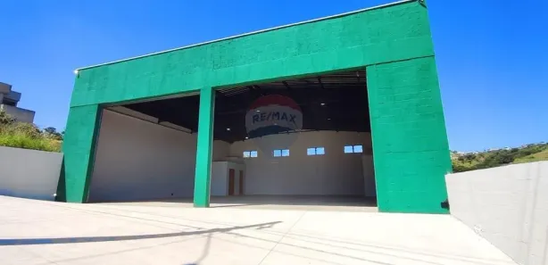 Galpão / Depósito / Armazém para alugar, 210m² no Condomínio Villa Verde Bragança, Bragança Paulista