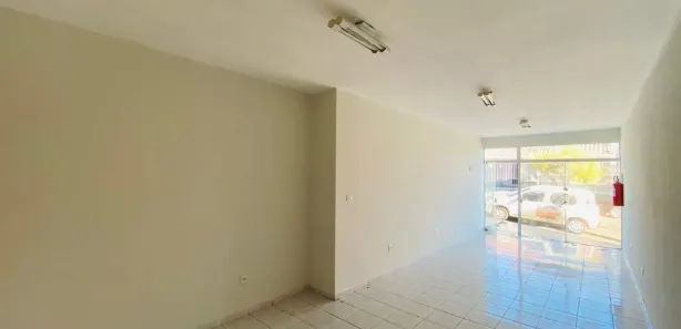 Loja / Salão / Ponto Comercial para alugar, 36m² no Palmital, Marília