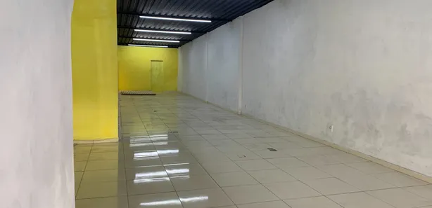 Loja / Salão / Ponto Comercial à venda, 100m² no Campos Elíseos, Resende