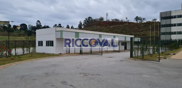 Galpão / Depósito / Armazém para venda ou aluguel, 17000m² no , Mairinque