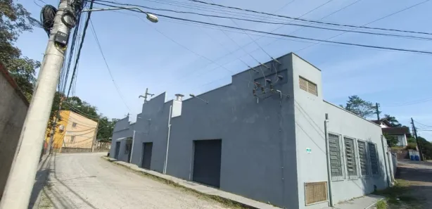 Galpão / Depósito / Armazém para alugar, 513m² no Do Salto, Blumenau