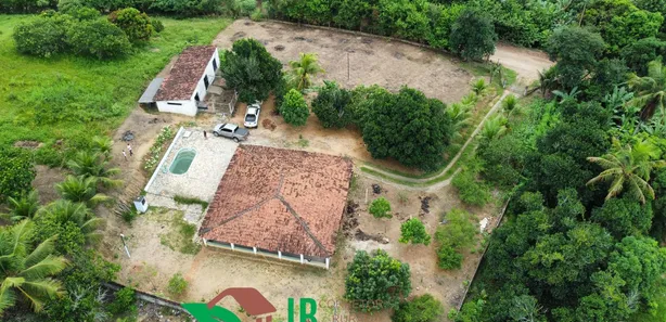 Fazenda / Sítio / Chácara com 2 Quartos à venda, 80m² no Capitão, Santa Rita