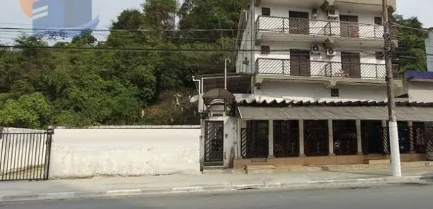 Hotel / Motel / Pousada com 31 Quartos à venda, 325m² no Enseada, Guarujá