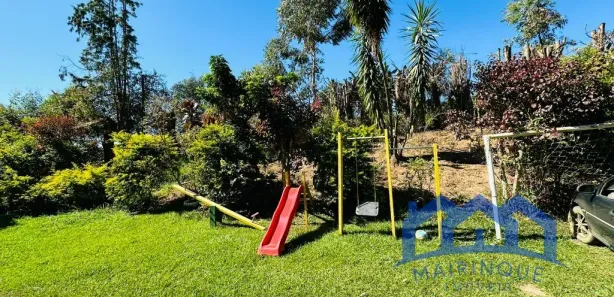Fazenda / Sítio / Chácara com 3 Quartos à venda, 2600m² no , Mairinque