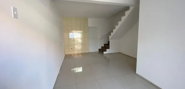 Casa de Condomínio com 2 Quartos para alugar, 70m² no Itoupava Central, Blumenau