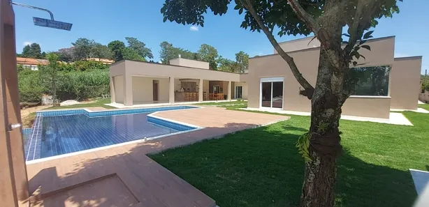 Fazenda / Sítio / Chácara com 4 Quartos à venda, 356m² no , Mairinque