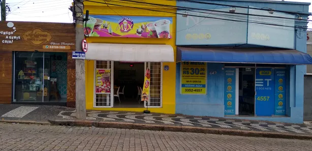 Loja / Salão / Ponto Comercial com 1 Quarto à venda, 227m² no Centro, Araras