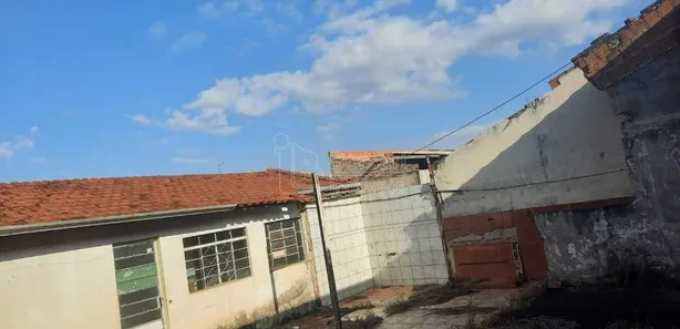 Loja / Salão / Ponto Comercial à venda, 200m² no Doutor Tancredo de Almeida Neves, Araraquara