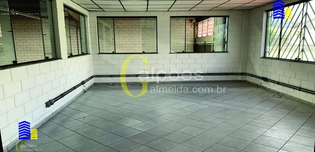 Galpão / Depósito / Armazém para alugar, 600m² no Piratininga, Osasco