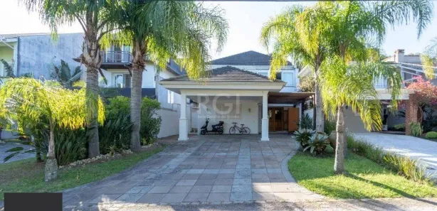Casa de Condomínio com 3 Quartos à venda, 251m² no Belém Novo, Porto Alegre