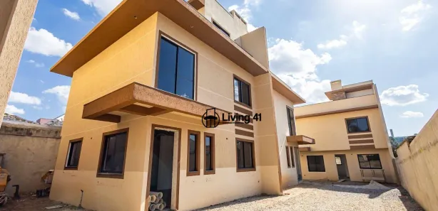 Casa de Condomínio com 3 Quartos à venda, 150m² no Santa Cândida, Curitiba