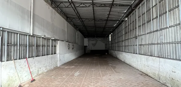 Galpão / Depósito / Armazém à venda, 306m² no Ponta D'Areia, São Luís
