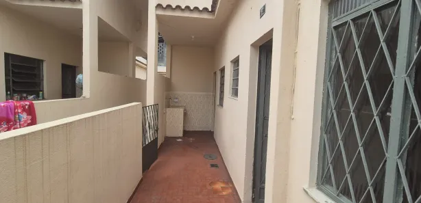Casa de Vila com 1 Quarto para alugar, 30m² no Santo Elias, Mesquita