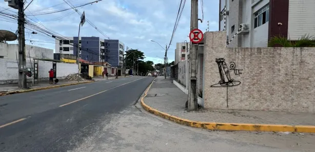 Casa com 3 Quartos para alugar, 750m² no Prazeres, Jaboatão dos Guararapes
