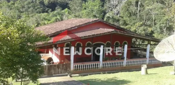 Fazenda / Sítio / Chácara à venda, 1000m² no Centro, São Lourenço da Serra