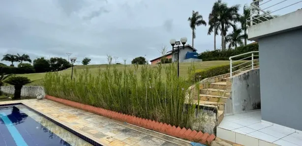 Fazenda / Sítio / Chácara com 4 Quartos à venda, 266m² no Chácaras Condomínio Recanto Pássaros II, Jacareí