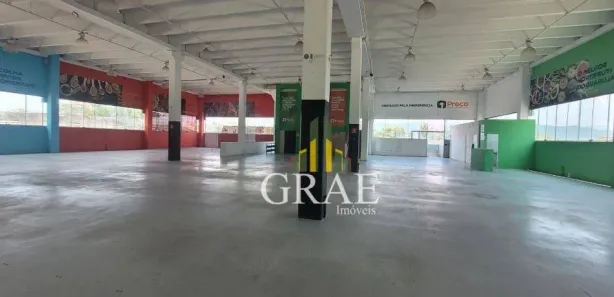 Galpão / Depósito / Armazém para alugar, 2100m² no Loteamento João Batista Julião, Guarujá