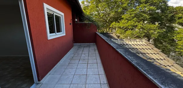 Cobertura com 3 Quartos para alugar, 130m² no Itaipava, Petrópolis
