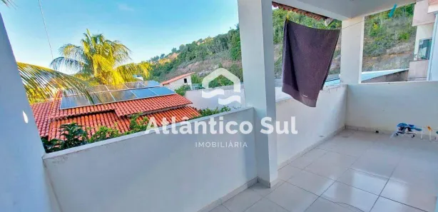 Casa com 3 Quartos à venda, 200m² no Olivença, Ilhéus